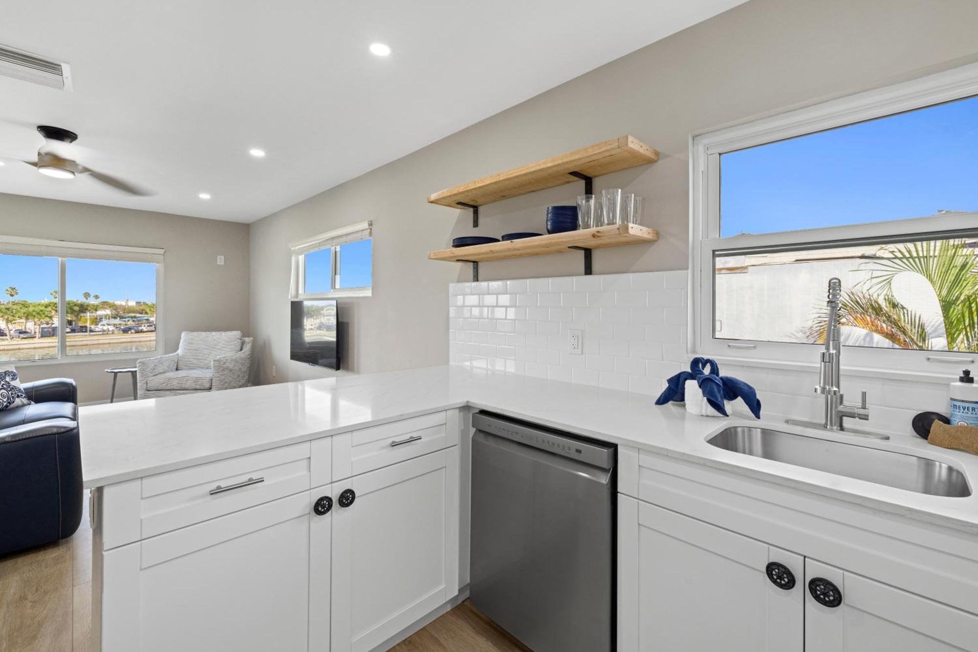 Aparthotel Chadwick Cove Marina Englewood Esterno foto