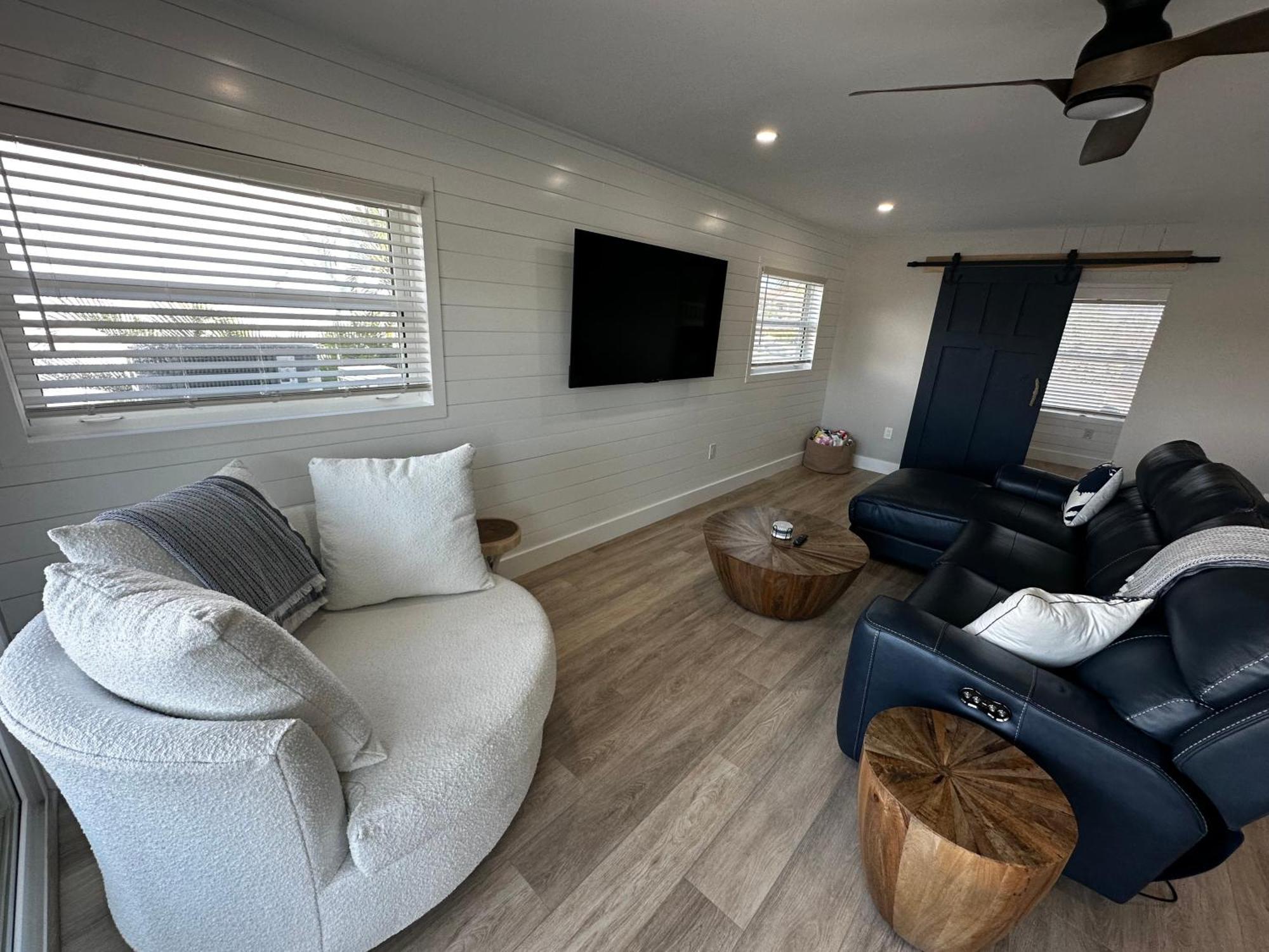 Aparthotel Chadwick Cove Marina Englewood Esterno foto